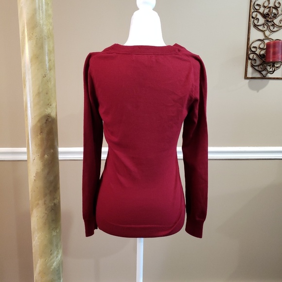 Red Banana Republic v-neck merino wool sweater - Picture 3 of 7